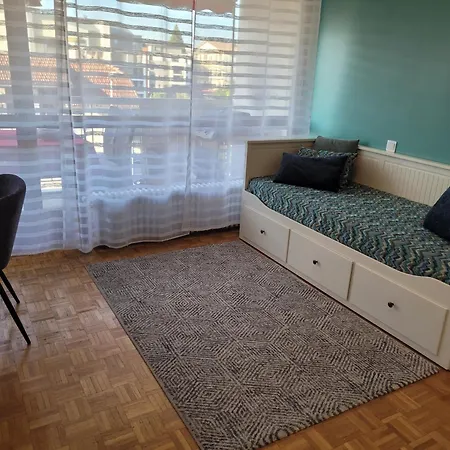 Annecy Apartamento *