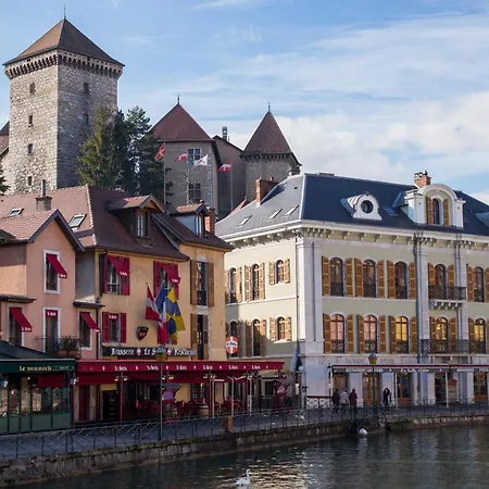 Annecy *